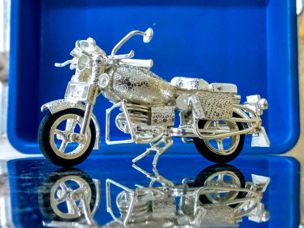 ROYAL ENFIELD BIKE IN SILVER - Antique Silver - Rng Silver ...