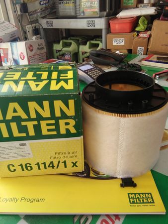 Luftfilter MANN-FILTER C 16 114 x