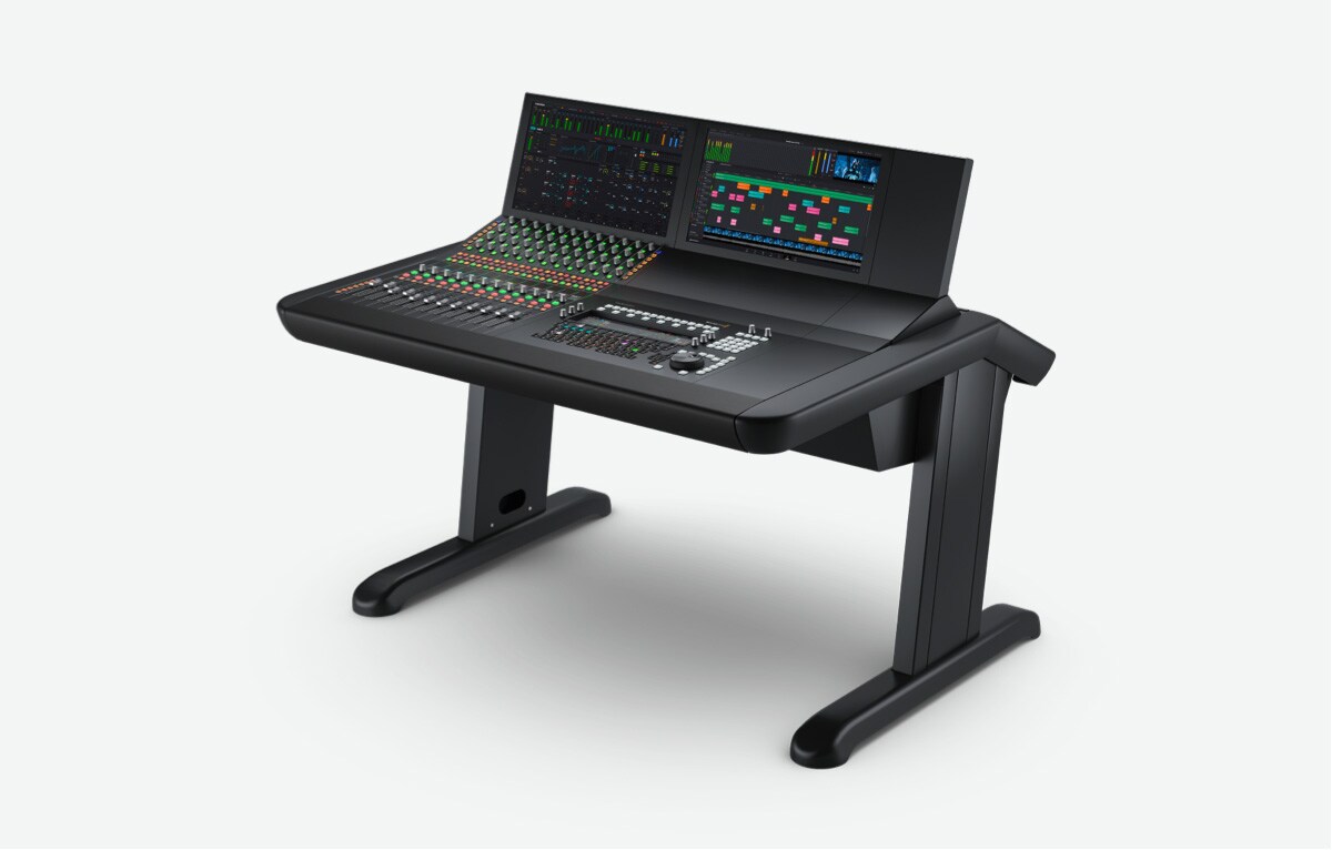 定価20万↑ FairlightEVO Blackmagic Design 宅録 Blackmagic Design Fairlight Console Bundle 2 Bay - Audio Mixer - E