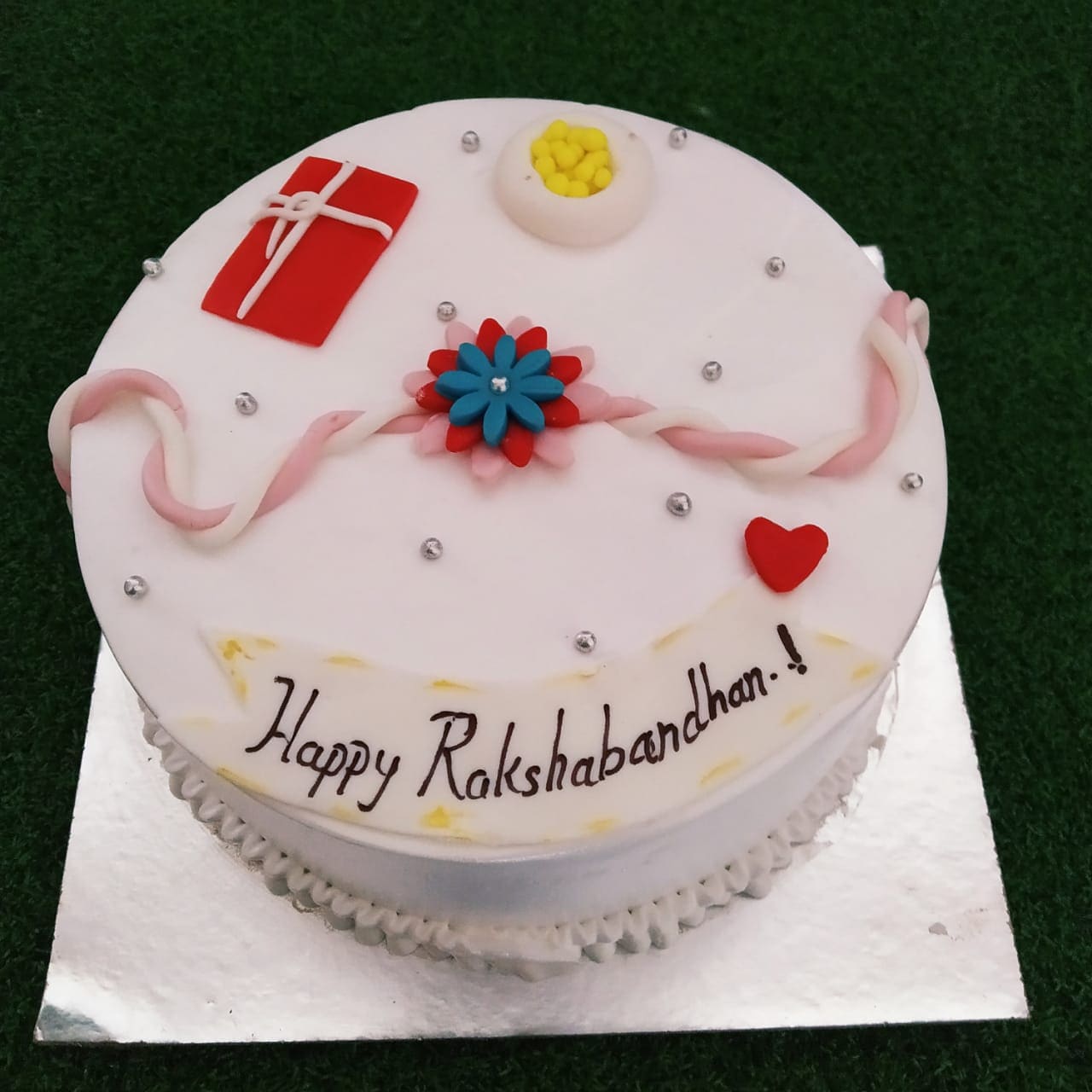 Special Cake For Rakhi Season | Winni.in