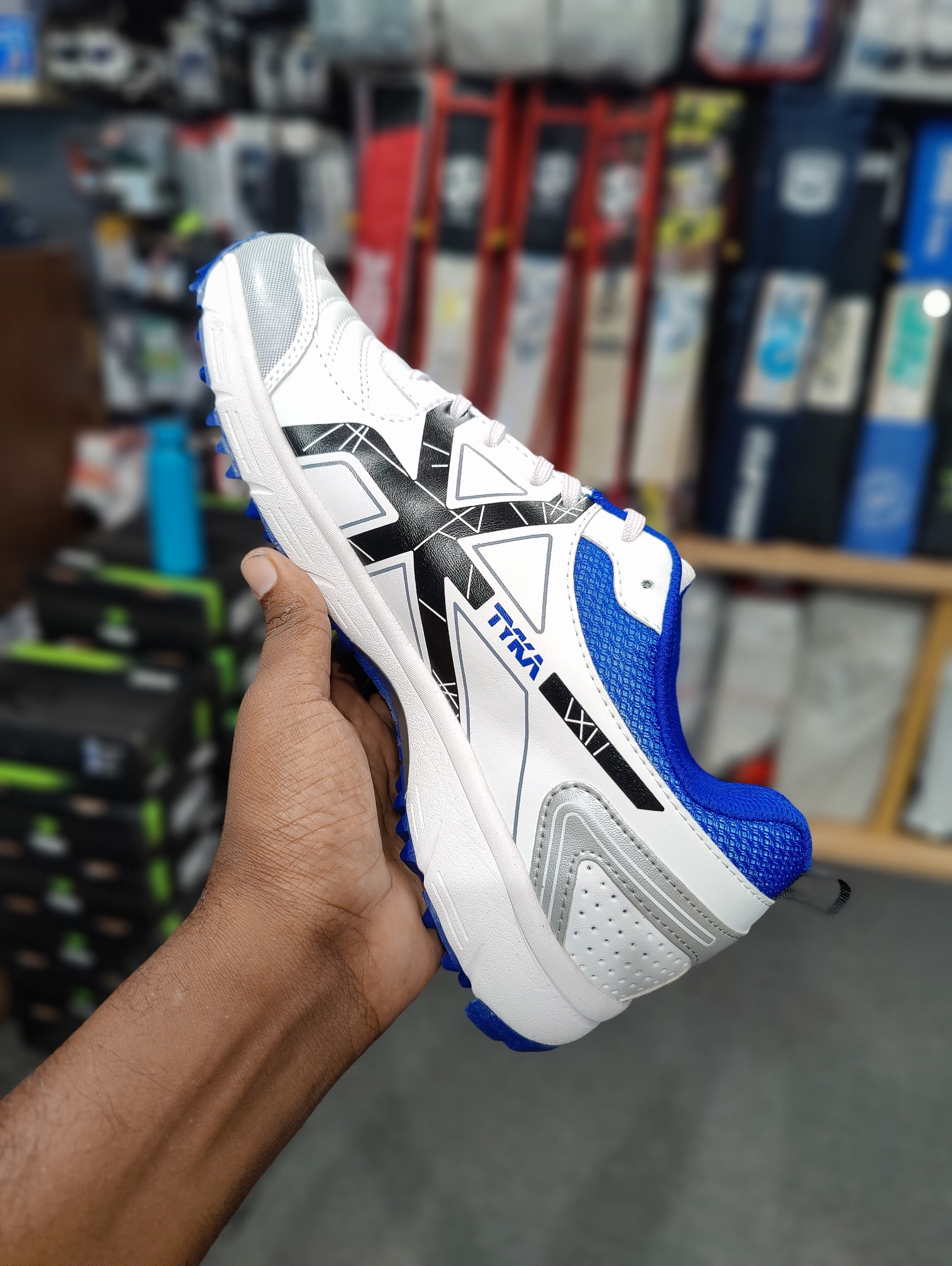 Shoes: Buy Shoes at Best Prices Online - 24sports.co.in